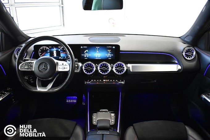 MERCEDES-BENZ GLB 200 d Automatic Premium